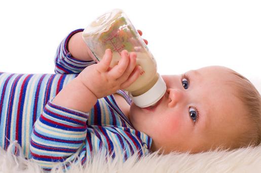 為寶寶選擇好牛奶的八大要點
