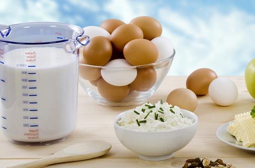 牛奶和雞蛋可以一起吃嗎？喝牛奶能吃雞蛋嗎