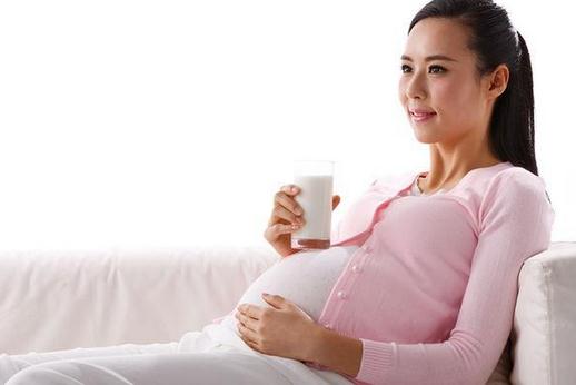 孕期喝牛奶需謹慎 有機奶可能影響胎兒智力
