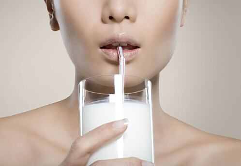 科普喝牛奶存在的誤區與偏差